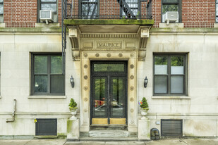 10 Prospect Park SW in Brooklyn, NY - Foto de edificio - Building Photo