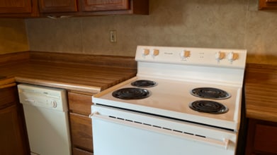 1603 W Elm St in Denison, TX - Foto de edificio - Building Photo