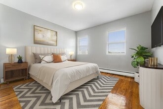 290 Eastern Pkwy in Irvington, NJ - Building Photo - Building Photo