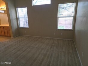 3212 E Kerry Ln in Phoenix, AZ - Building Photo - Building Photo