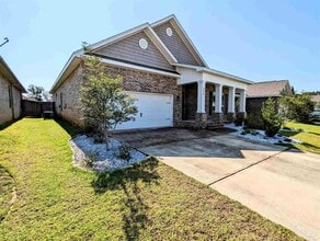 5348 Red Shoulder Rd in Milton, FL - Building Photo - Building Photo