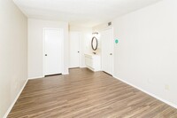 12014 Mighty Oak Dr photo'
