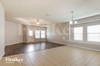 24230 Courtland Oaks St in Katy, TX - Foto de edificio - Building Photo