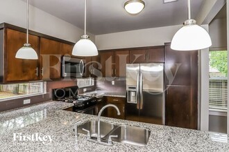4327 Darter St in Houston, TX - Building Photo - Building Photo