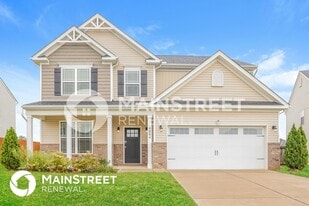 9004 Outpost Dr in Spring Hill, TN - Building Photo