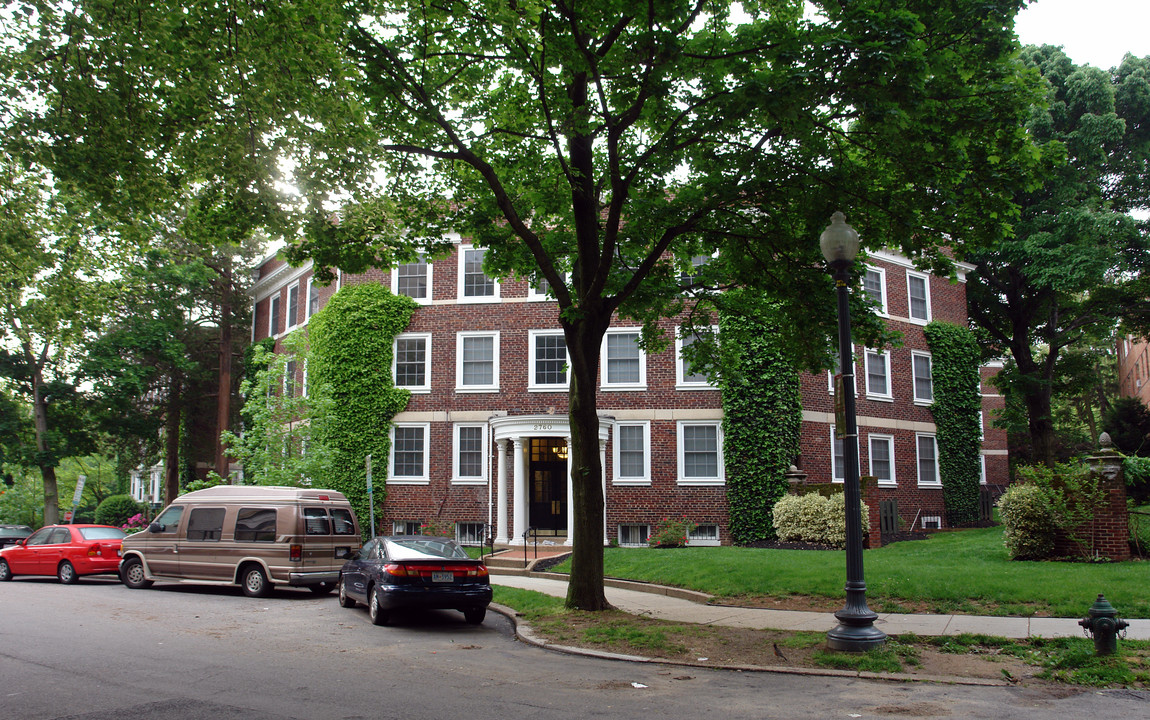 2760 Devonshire Pl NW in Washington, DC - Building Photo