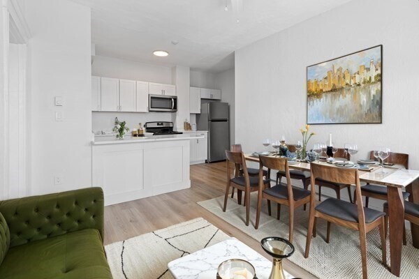 8 Kenwood St in Boston, MA - Building Photo - Building Photo