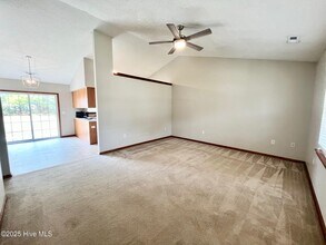 133 Lawndale Ln in Sneads Ferry, NC - Building Photo - Building Photo