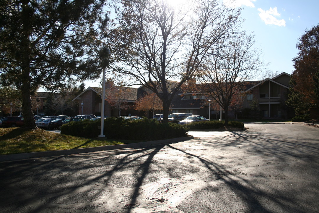 Brookdale Meridian Lakewood in Lakewood, CO - Building Photo