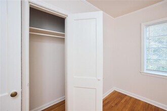 1086 Briarcliff Rd NE in Atlanta, GA - Building Photo - Building Photo