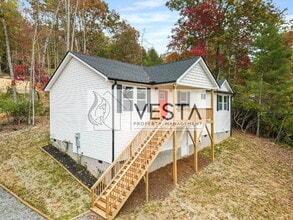 2506 Turnpike Rd in Horse Shoe, NC - Building Photo - Building Photo