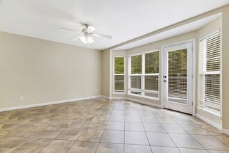 404 Flowering Magnolia Dr in O'Fallon, MO - Foto de edificio - Building Photo