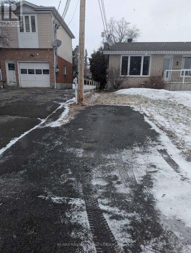 871 St Jacques St in Clarence-Rockland, ON - Building Photo - Building Photo