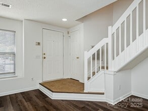 2223 Cigar Ct in Charlotte, NC - Building Photo - Building Photo