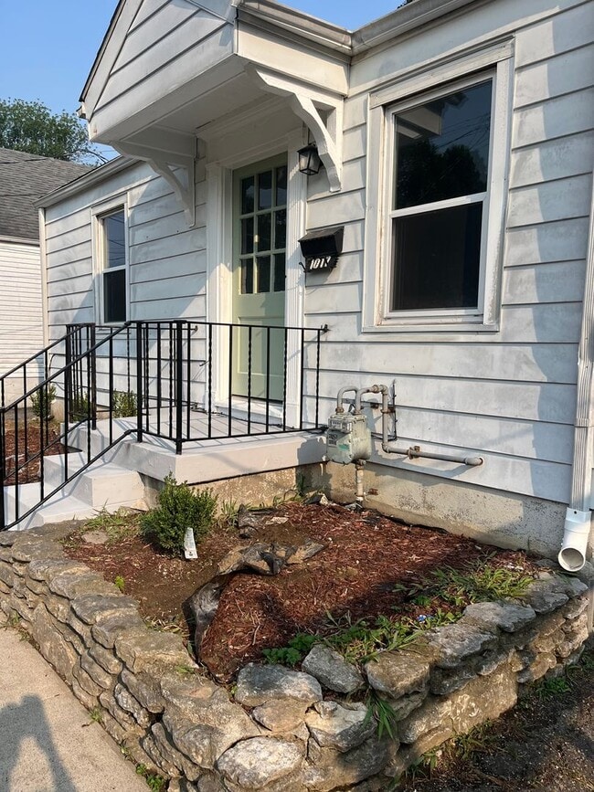 property at 1017 Carlisle Ave