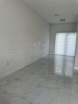 6420 SW 139th Ave in Miami, FL - Building Photo - Building Photo