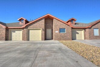 1209 N Essex Ave in Lubbock, TX - Building Photo - Building Photo