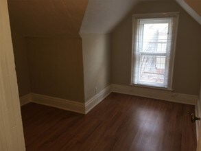 319 W Utica St-Unit -3 in Buffalo, NY - Building Photo - Building Photo