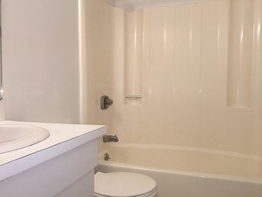 1423 Quinnipiac Ave in New Haven, CT - Building Photo - Building Photo