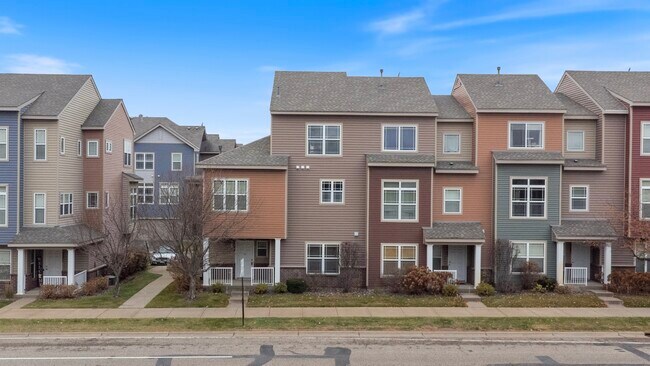 14583 Olivine Ter NW in Ramsey, MN - Foto de edificio - Building Photo