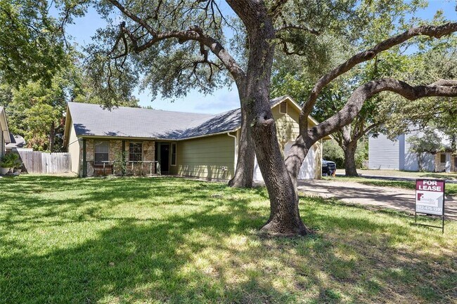 13179 Mill Stone Dr in Austin, TX - Foto de edificio - Building Photo