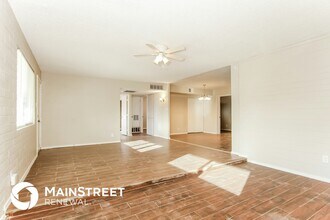 13517 N Luna St in El Mirage, AZ - Building Photo - Building Photo