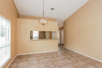 500 Myrtle Dr in Arlington, TX - Building Photo - Building Photo