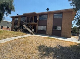 118 Mt Vernon Cir in Las Vegas, NV - Building Photo