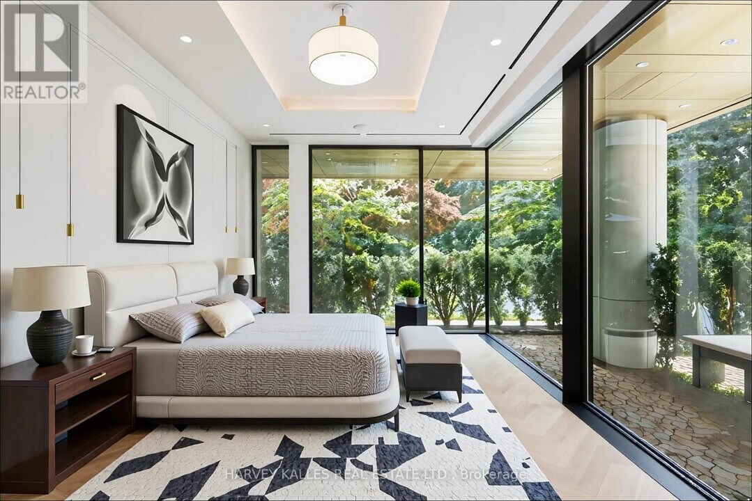 7 Dale Ave in Toronto, ON - Building Photo