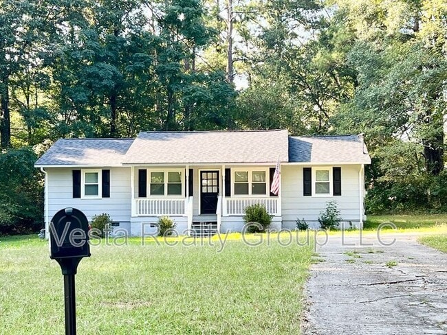 property at 207 Custer Cir