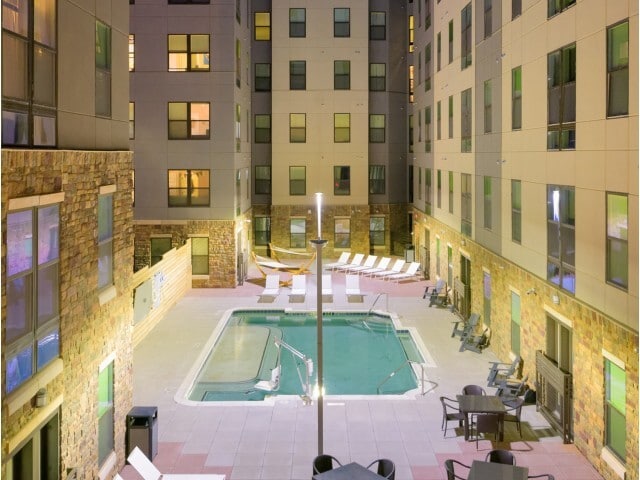 The Standard at Knoxville in Knoxville, TN - Foto de edificio - Building Photo