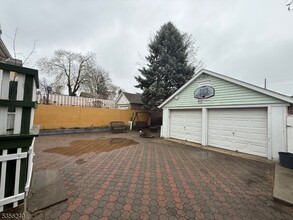 25 Hammond Ave in Clifton, NJ - Building Photo - Building Photo