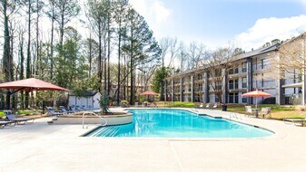 Elevate Twenty Three in Smyrna, GA - Building Photo