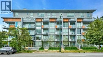 5289 Cambie St. in Vancouver, BC - Building Photo