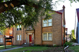 714-718 NW 30th St Apartamentos