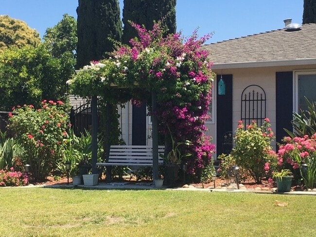 property at 1092 Keldon Dr