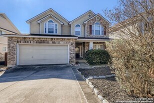 1026 Persian Garden in San Antonio, TX - Building Photo