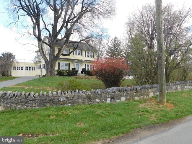 property at 179 Berrys Ferry Rd