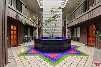 848 Lincoln Blvd in Santa Monica, CA - Building Photo - Building Photo