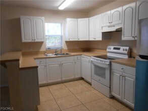 202 Hightower Ave S in Lehigh Acres, FL - Building Photo - Building Photo