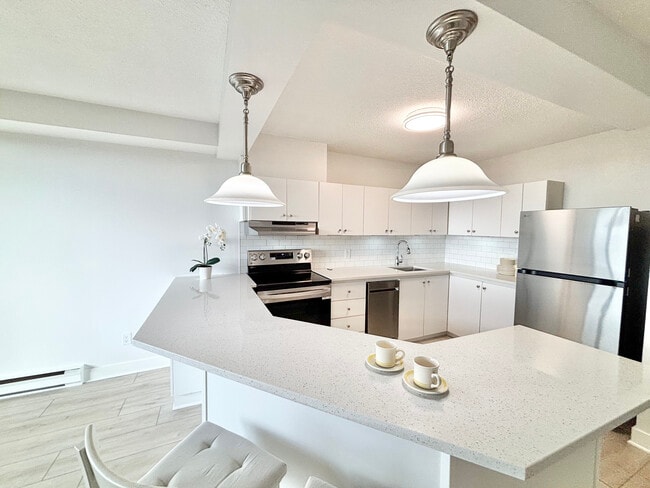 property at 900 Dynes Rd