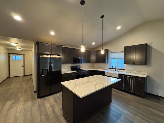 12772 N Cavanaugh Dr in Rathdrum, ID - Building Photo - Building Photo