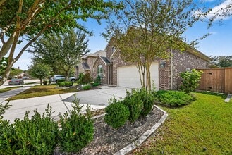 18211 Kilmacolm Dr in Richmond, TX - Building Photo - Building Photo