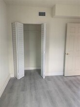 2035 Jefferson St in Hollywood, FL - Building Photo - Building Photo