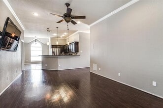 1214 Sandhurst Ct in Grapevine, TX - Building Photo - Building Photo