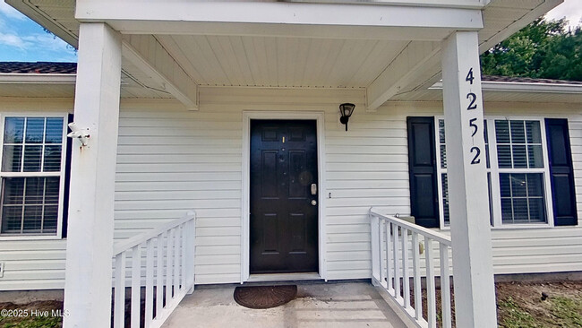 4252 Sunglow Dr in Wilmington, NC - Building Photo - Building Photo