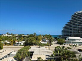 2300 NE 33rd Ave in Fort Lauderdale, FL - Building Photo