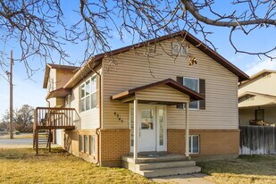 4345 S 700 W in Ogden, UT - Building Photo