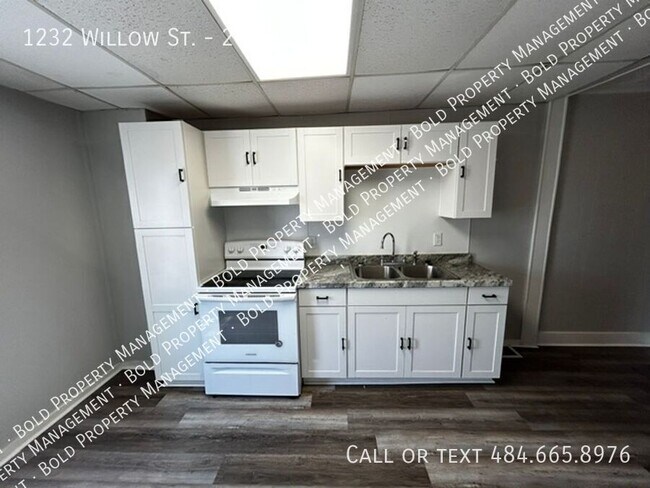 1232 Willow St in Lebanon, PA - Building Photo - Building Photo