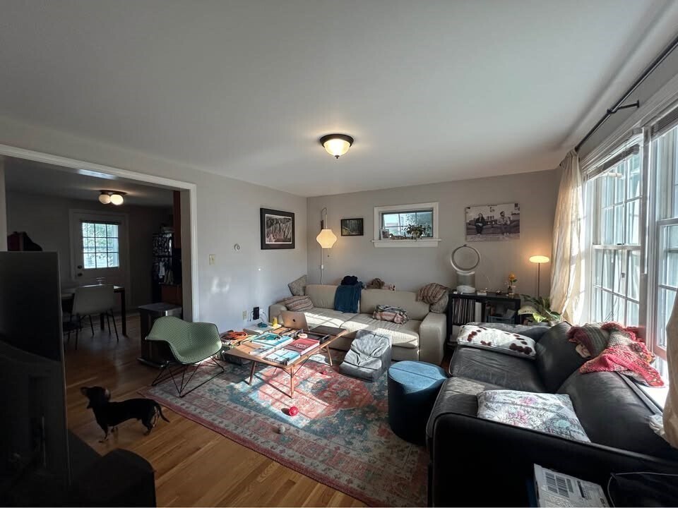 31 Myrtle St in Somerville, MA - Building Photo